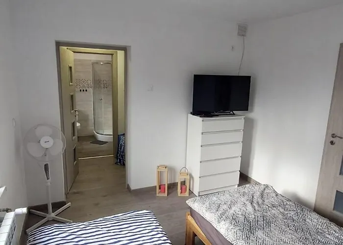 Mieszkanie Wakacyjno-pracownicze Całoroczne * Pawlowo Zonskie